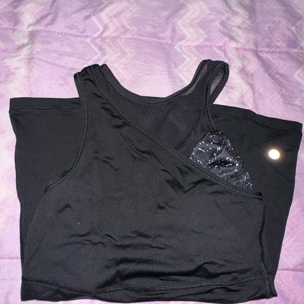 Lululemon cute sexy athletic top